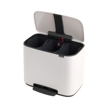 Coș de gunoi alb de reciclat/cu pedală din oțel 33 l Bo – Brabantia Coș de gunoi alb de reciclat/cu pedală din oțel 33 l Bo – Brabantia