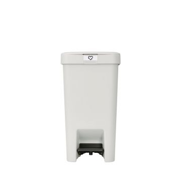 Cos de gunoi cu pedala, Brabantia, StepUp, 16 L, 29.6x22.3x41.1 cm, polipropilena, gri deschis Cos de gunoi cu pedala, Brabantia, StepUp, 16 L, 29.6x22.3x41.1 cm, polipropilena, gri deschis