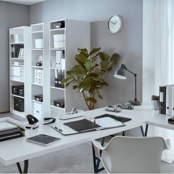 Cos hartie plastic 15 L Leitz WOW roz Cos hartie plastic 15 L Leitz WOW roz